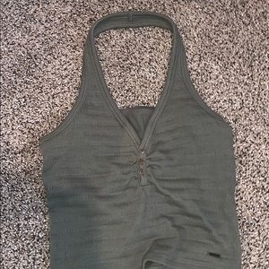 crop top halter top